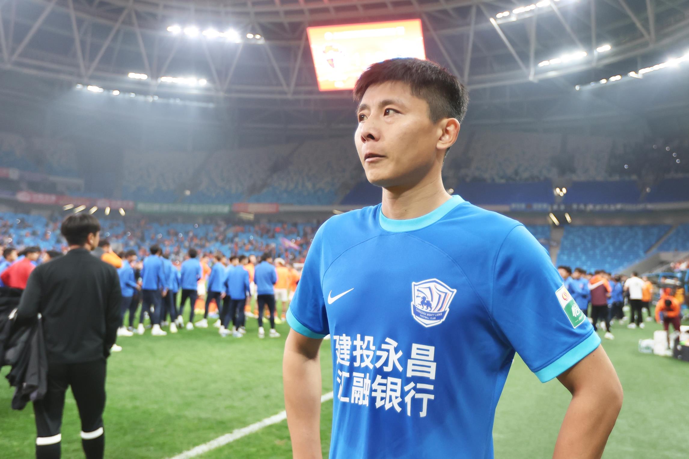 今天第5個(gè)！鄭凱木質(zhì)疑滄州：連續(xù)四年欠球員工資，還能過準(zhǔn)入？